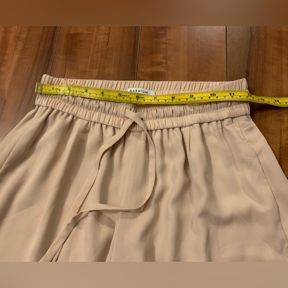 Aritzia Babaton Luiz Culottes Pant in Pink Size XS - Picture 7 of 11